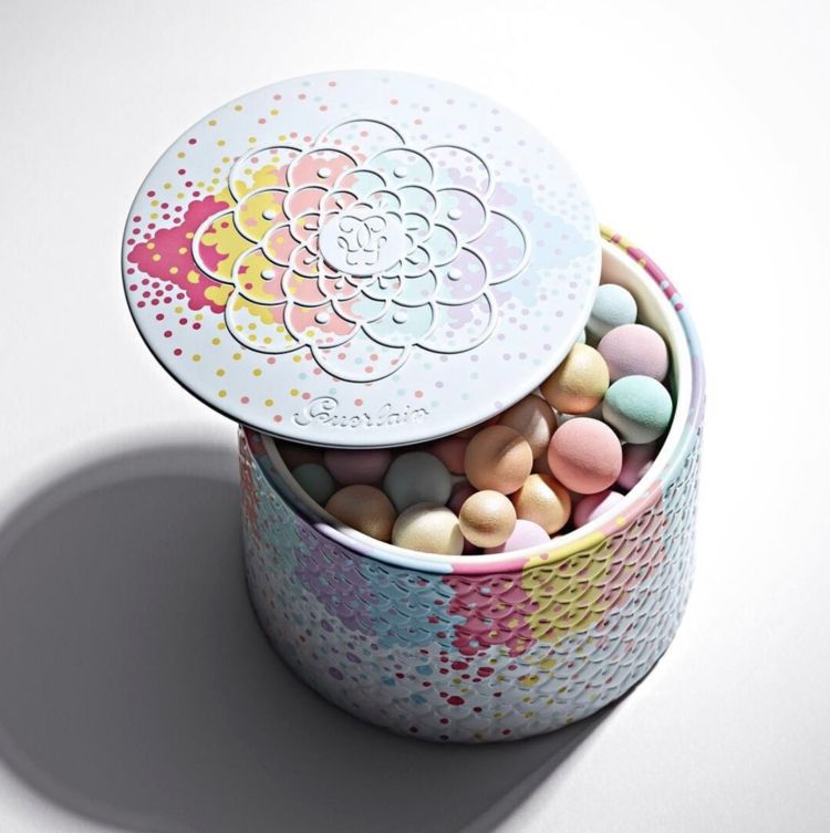 guerlain meteorites light revealing pearls of powder guerlain meteorites light revealing pearls of powder