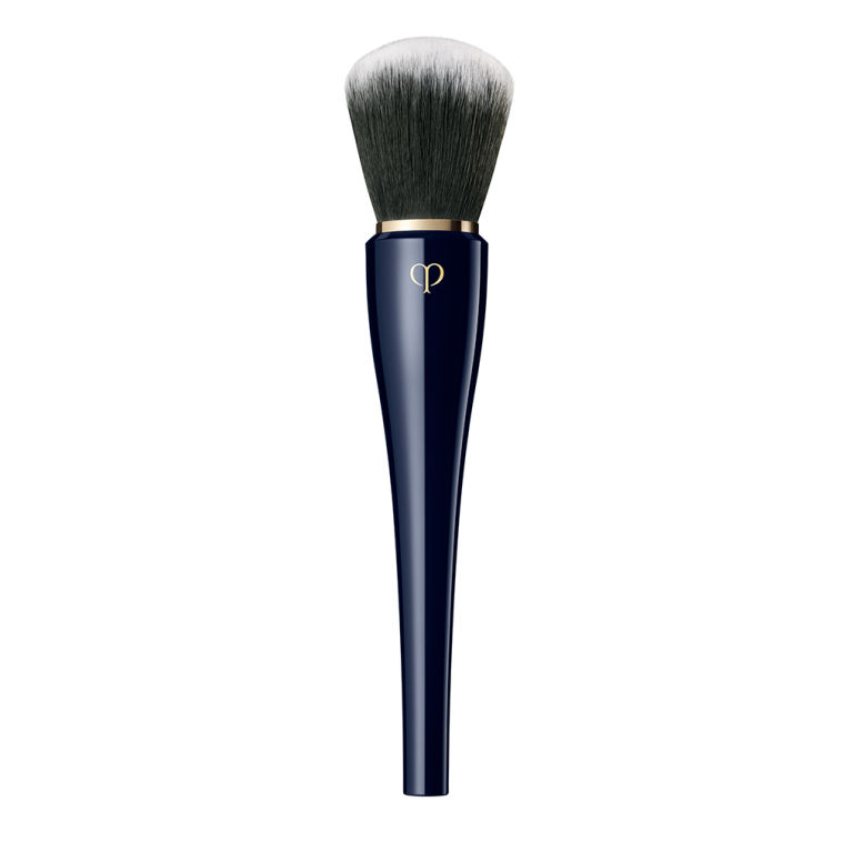 Cle de Peau Beaute The Powder Brush