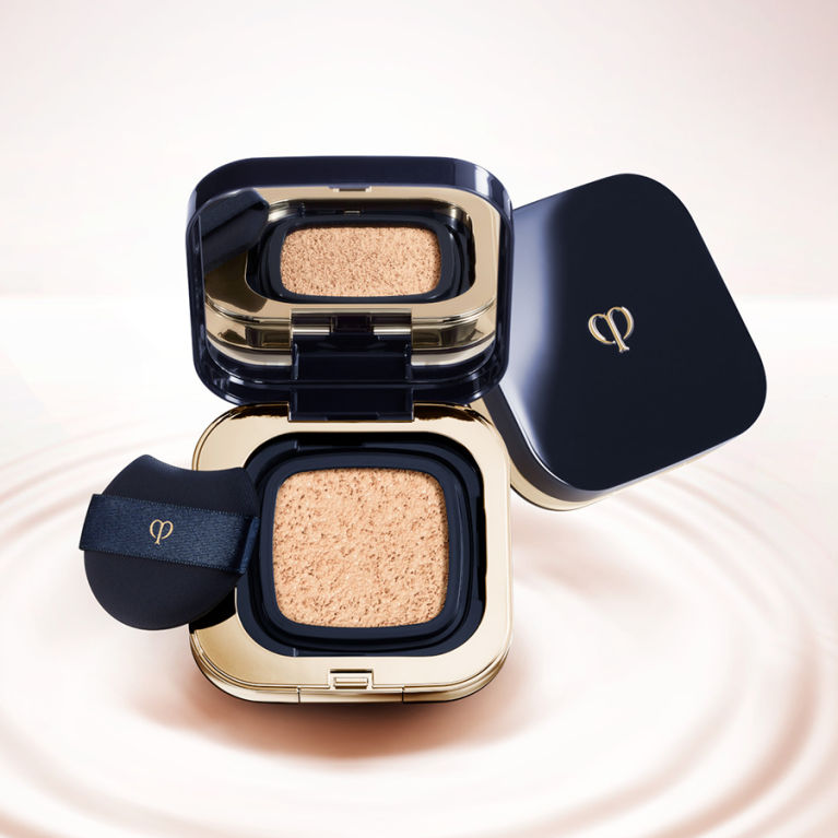 Clé de Peau Beauté Radiant Cushion Foundation Dewy 鑽光水凝瑰漾氣墊粉底 SPF25 PA+++