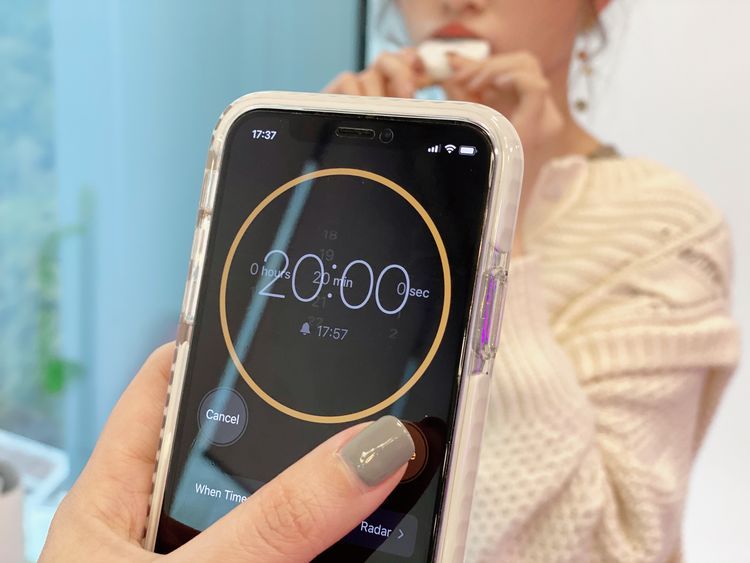 牙黃急救😬編輯實試家用藍光美白牙齒神器＋用後感！另推介2款高效去黃產品