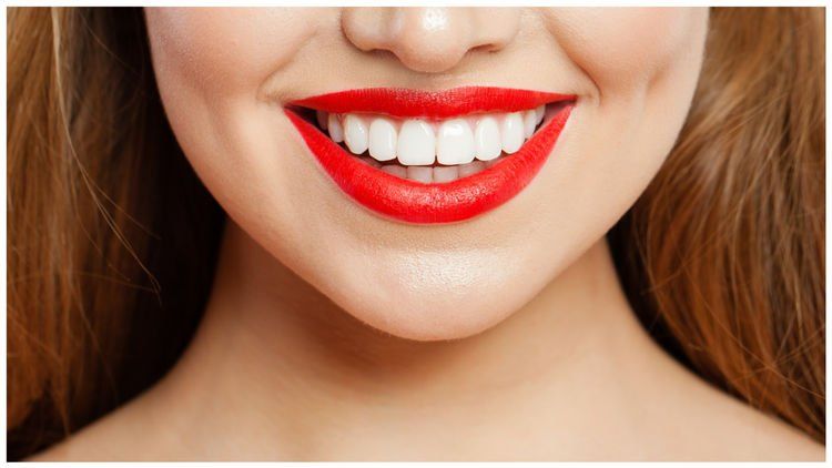 牙黃急救😬編輯實試家用藍光美白牙齒神器＋用後感！另推介2款高效去黃產品