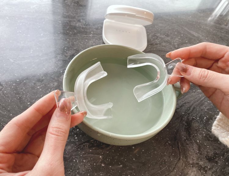 牙黃急救😬編輯實試家用藍光美白牙齒神器＋用後感！另推介2款高效去黃產品