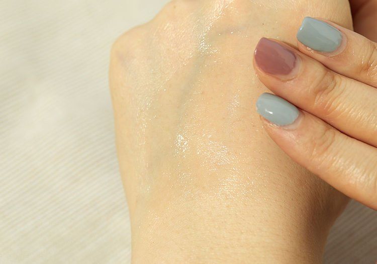 搽維他命C後可曬太陽嗎？編輯實試Dermacept維C精華、Sofina面霜及Clarins乳液成清爽組合