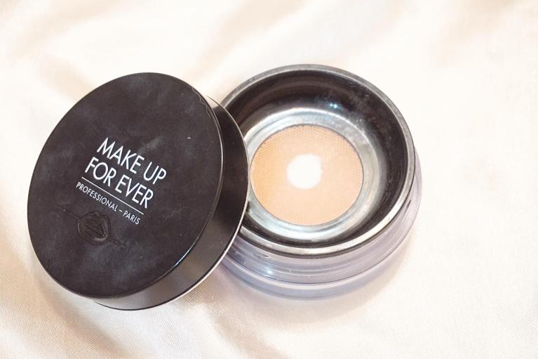 編輯實證Top 3「零粉感」透明定妝碎粉｜除油光、防浮粉、防溶妝、增強祼妝感