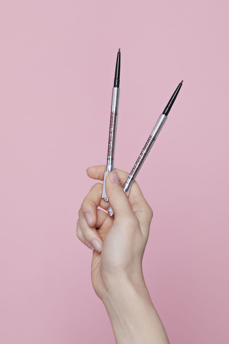 系列當中深受歡迎的立體塑型眉筆