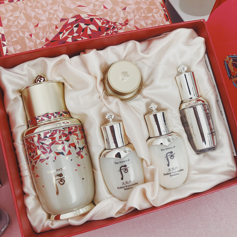 新春套裝推介 4. The history of Whoo 秘貼 自生精華禮盒 $1,090