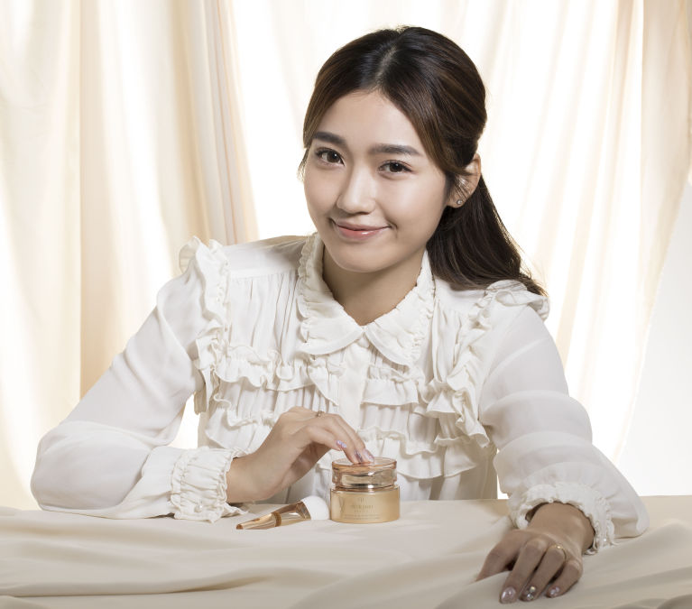 【編輯黃金護膚法】Clé de Peau Beauté 黃金面膜5分鐘為肌膚充電 驅走倦容回復光澤✨