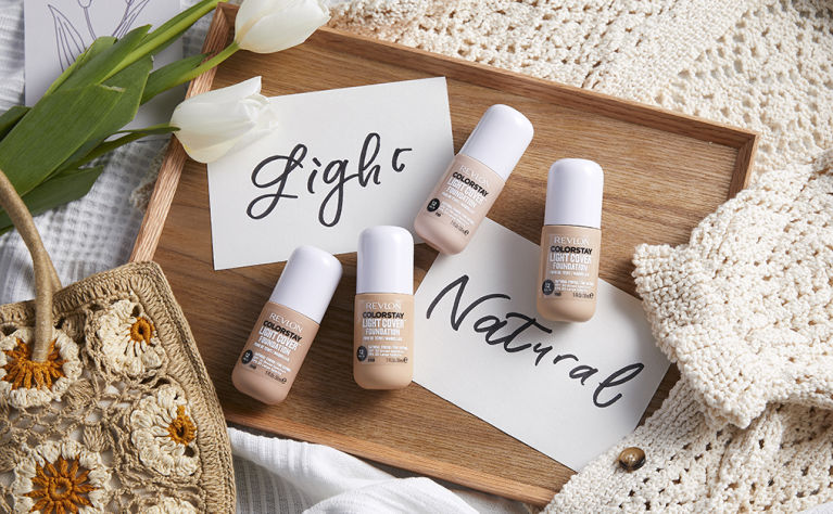 Revlon ColorStay™持久無瑕輕盈粉底液