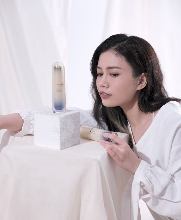 精華更加入了高效美白成分4MSK