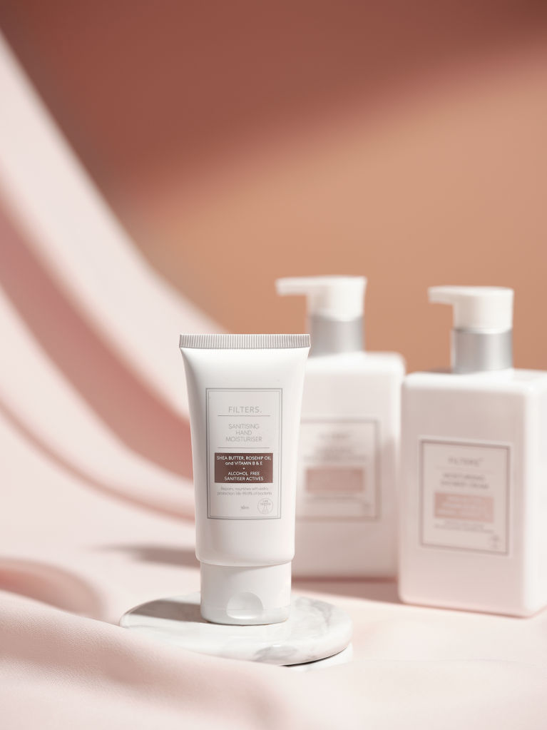 抗疫疲勞了嗎？FILTERS. 皇牌滋潤抗菌護手霜｜修護+滋潤+抗菌 3合1✨ 重拾幼嫩嬰兒手