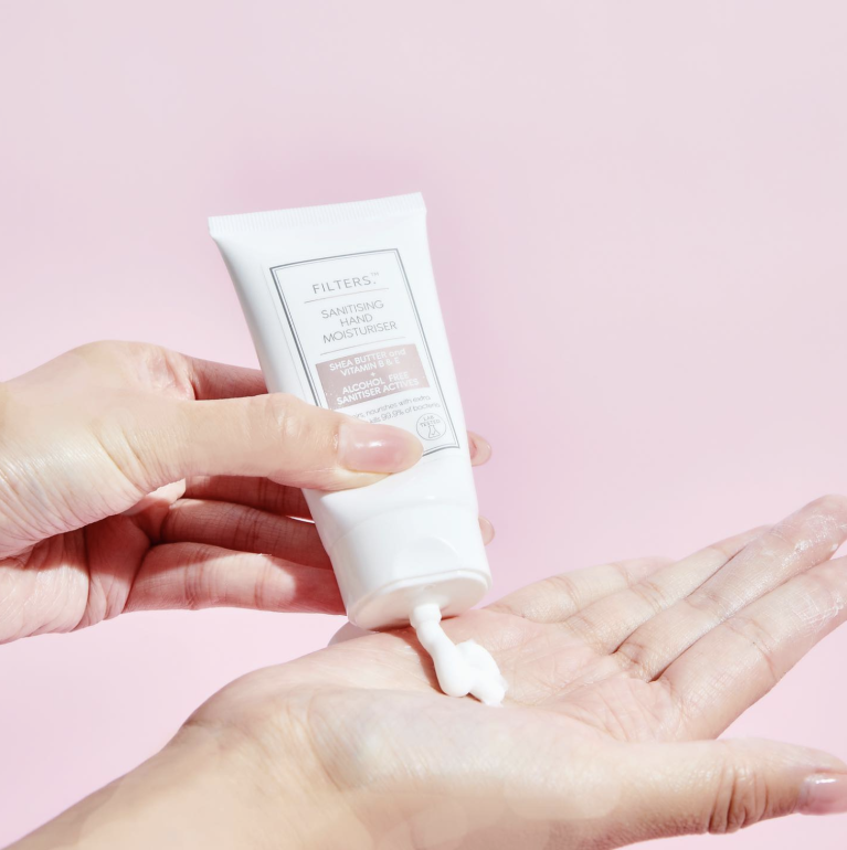 抗疫疲勞了嗎？FILTERS. 皇牌滋潤抗菌護手霜｜修護+滋潤+抗菌 3合1✨ 重拾幼嫩嬰兒手